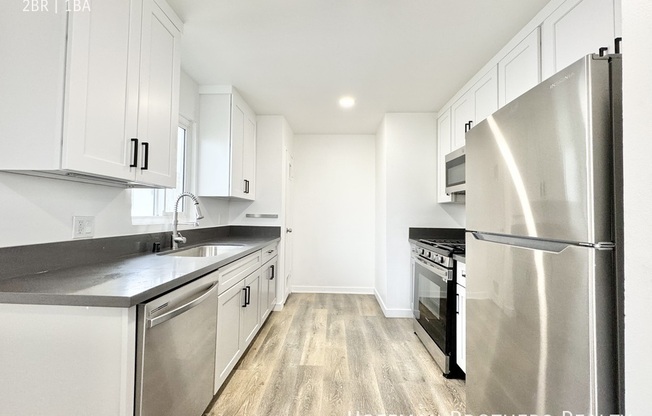 4132 W 118 ST