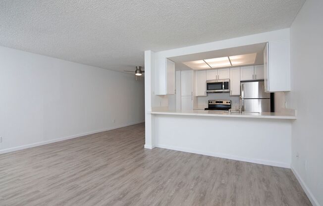 1 bed, 1 bath, 844 sqft, $2,495, Unit 346