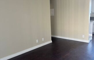 2 beds, 1 bath, $2,150, Unit 19