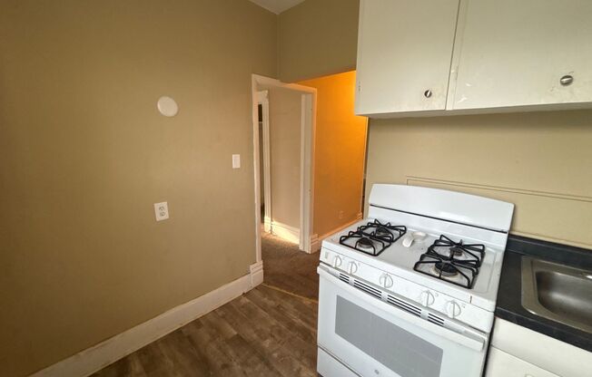 2820 Cottage Grove