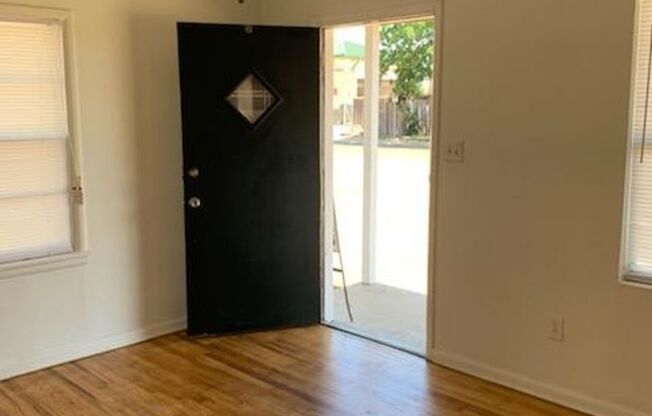 2 Bedroom  Bathroom in Medical District
