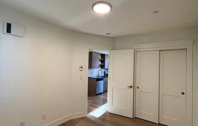 1 bed, 1 bath, $1,395, Unit 203