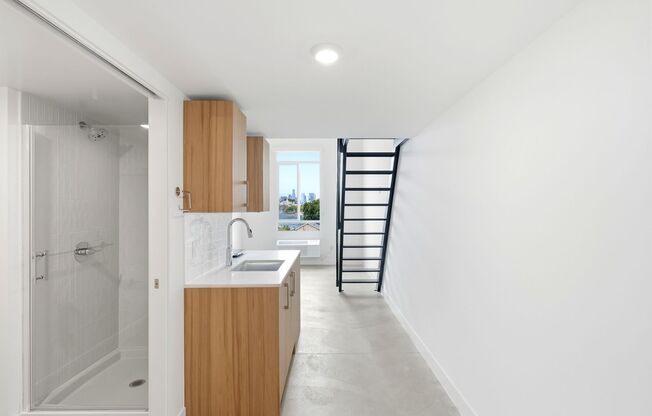 Studio, 1 bath, 334 sqft, $1,595, Unit 303-C