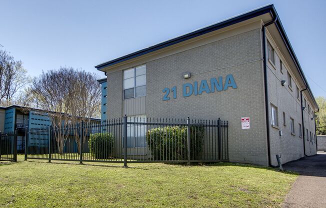 21 Diana St