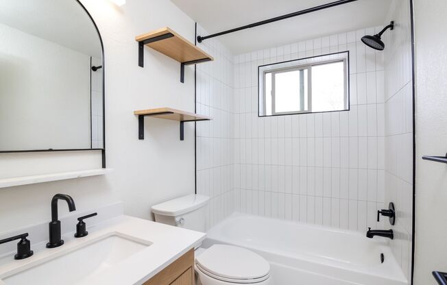 2 beds, 1 bath, 750 sqft, $1,695, Unit 302