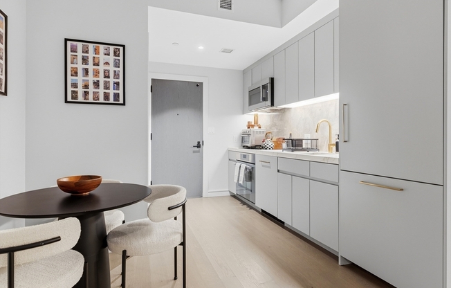 1 bed, 1 bath, 601 sqft, $4,500, Unit 309