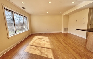 585 VFW PKWY