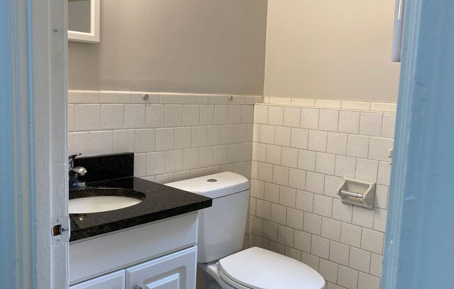 1 bed, 1 bath, $1,825, Unit 99-B