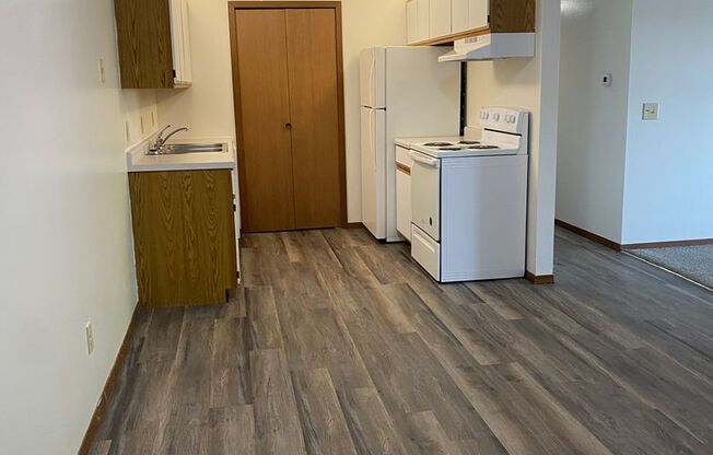 2 beds, 2 baths, 1,176 sqft, $1,300, Unit 208