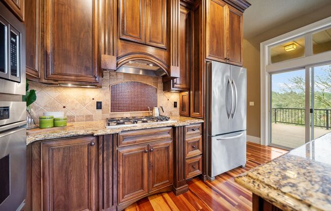 4 beds, 3.5 baths, $4,895