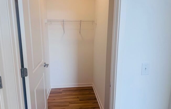 2 beds, 2 baths, 1,010 sqft, $2,660, Unit 4800 157th Street - 419