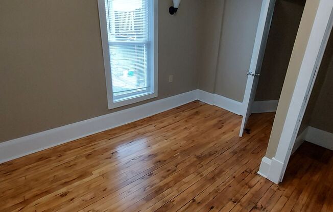 2 beds, 1 bath, 790 sqft, $1,290, Unit 705 Conway St