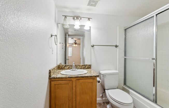 2 beds, 2 baths, $1,395, Unit #1043