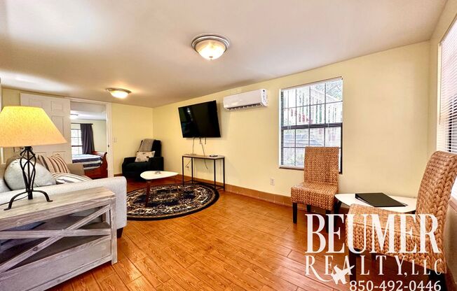 1 bed, 1 bath, 496 sqft, $1,400, Unit Galvez A