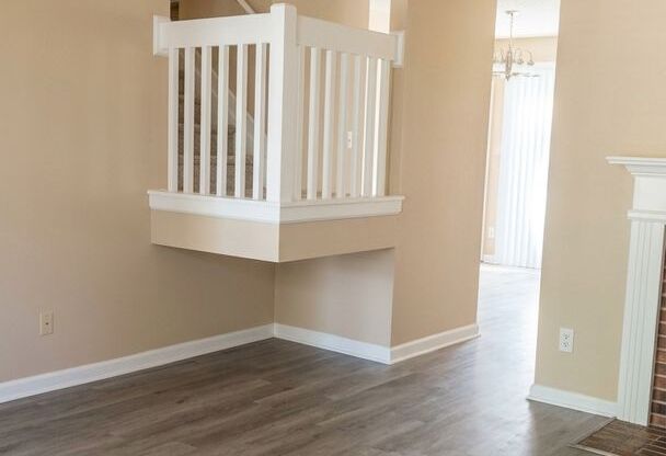 Coming Soon! 3 Bed 2 Bath End Unit Townhome located in a beautiful, desirable community!