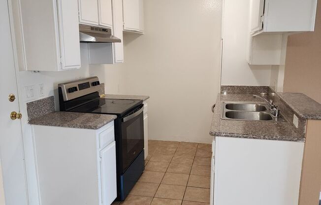 2 beds, 2 baths, 792 sqft, $2,250, Unit # 122