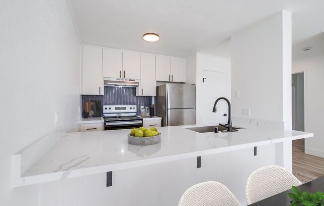 2 beds, 2 baths, 925 sqft, $2,795, Unit 314