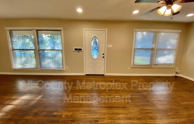 9562 MERCER DR