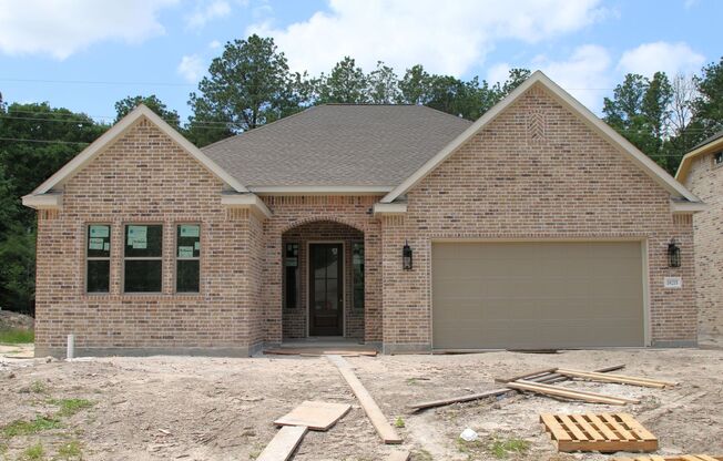 BEAUTIFUL NEW CONSTRUCTION 4 BEDROOM 4 BATH LEASE HOME IN WALDEN ON LAKE HOUSTON