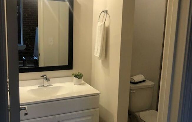 1 bed, 1 bath, 682 sqft, $1,350, Unit 205