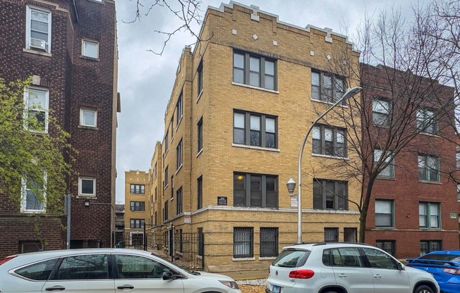 835 CORNELIA