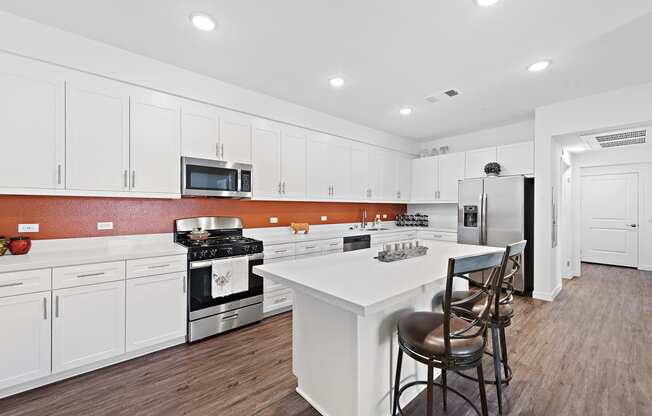 LEVANTE APARTMENT HOMES