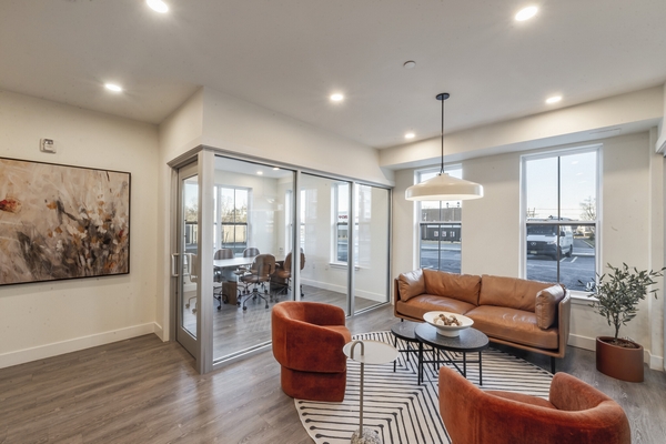 Leasing Office