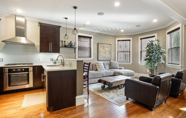 15 HOWELL ST