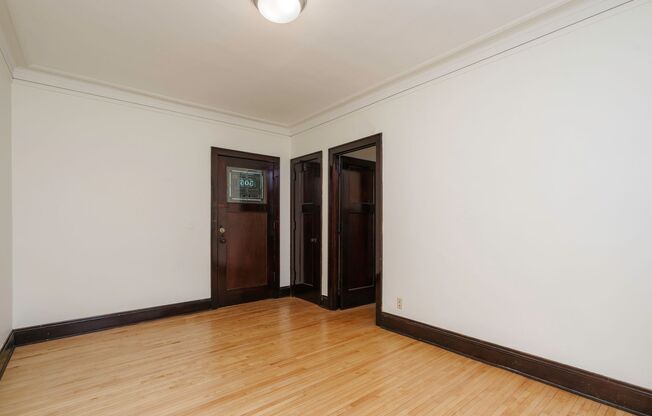 1 bed, 1 bath, 600 sqft, $1,025, Unit 305