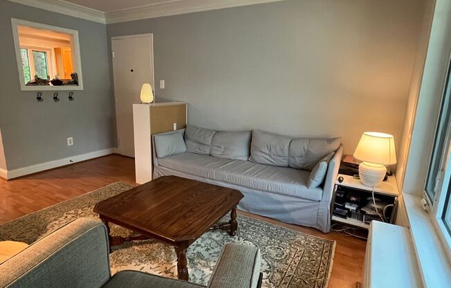 Great 2BR located in Northern Bethesda