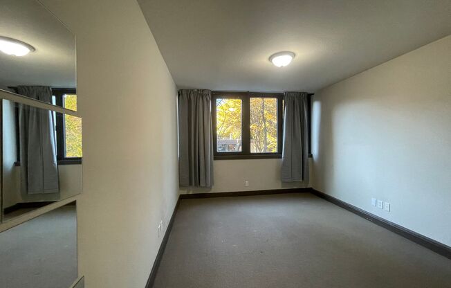 2 beds, 2 baths, $1,895, Unit APARTMENT 3D