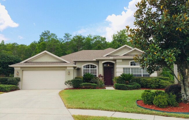 4 Bedroom Pool Home in gated Eastwood, East Orlando