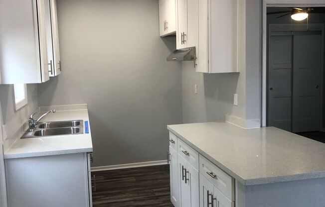 1 bed, 1 bath, 440 sqft, $2,300, Unit EM869