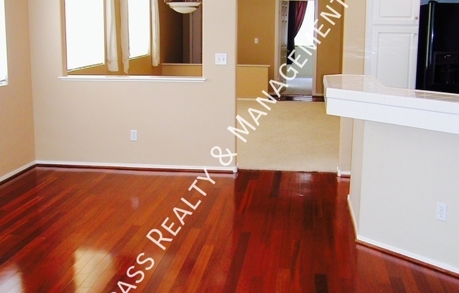 2271 SURREY MDWS AVE