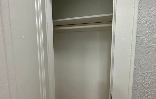 1 bed, 1 bath, $1,950, Unit A41