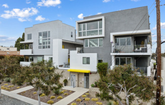 Luxury Living at Mar Vista Lofts!