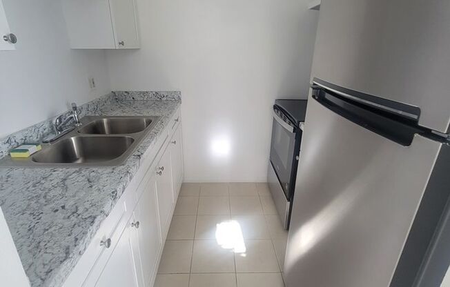 Adorable 1 Bed/1 Bath Villa in the 55+ New Port Colony Community