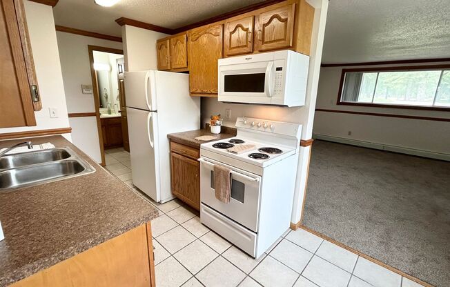 1 bed, 1 bath, 550 sqft, $665, Unit 2541-103