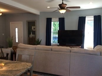 2 beds, 2 baths, 1,700 sqft, $3,000, Unit 1