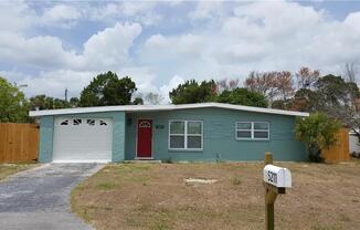 5211 HEMLOCK DRIVE