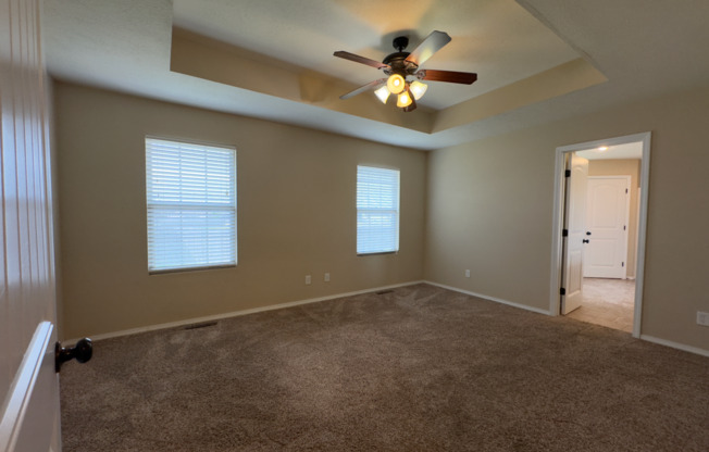 4 beds, 2 baths, $1,885