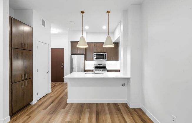 Studio, 1 bath, 499 sqft, $1,485, Unit 105