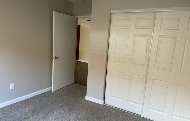 1 bed, 1 bath, 600 sqft, $1,800, Unit 18