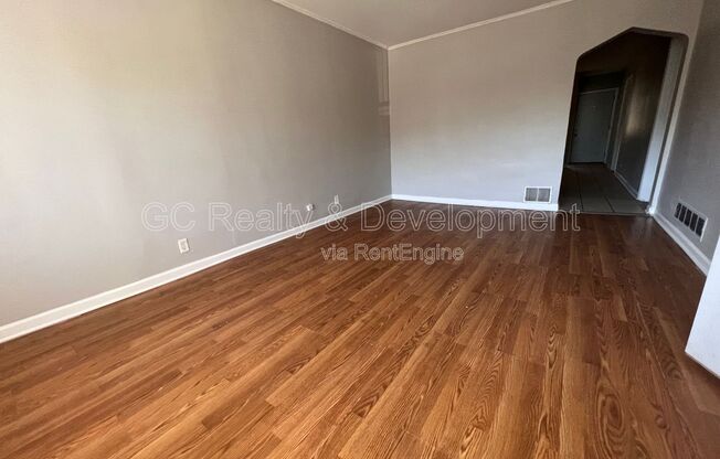 8336 S KINGSTON