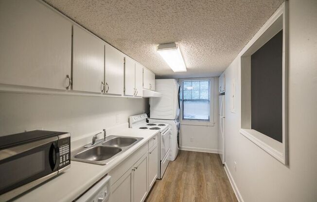 290 APPLEBY DR 