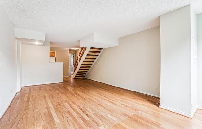1245 13 ST NW
