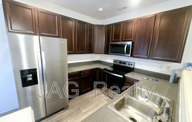 11030 DIXIE HLS DR