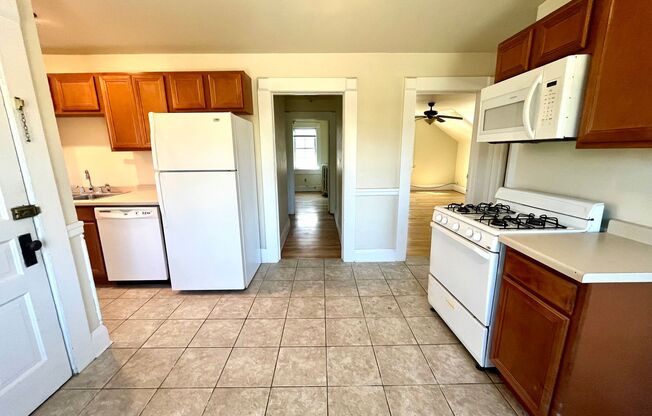 3956-3958 N Murray