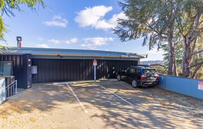 3 beds, 2 baths, 800 sqft, $2,995, Unit 201