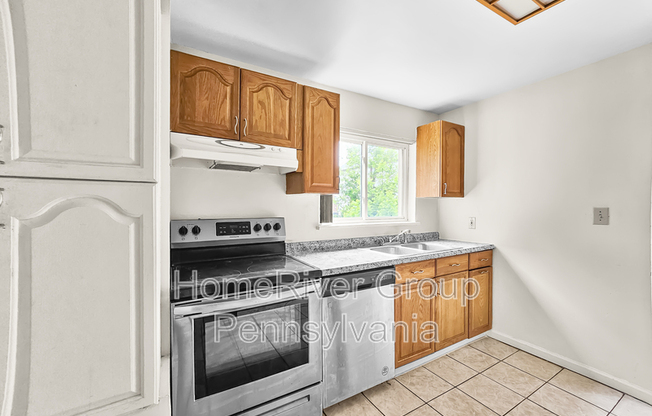 1536 PENN AVE